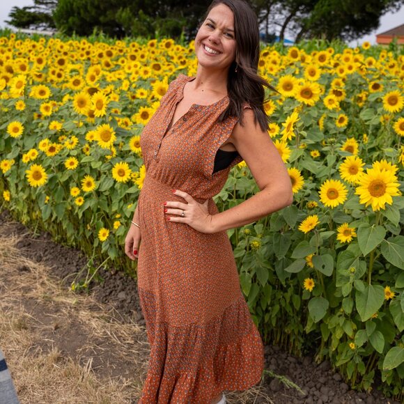 Meet your Posher, Camille - Picture 7 of 7